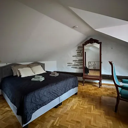 아파트 Luxury 2bd In The Heart Of Medieval Old Town *