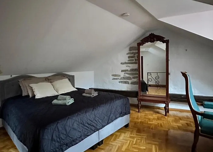 公寓 Luxury 2bd In The Heart Of Medieval Old Town *