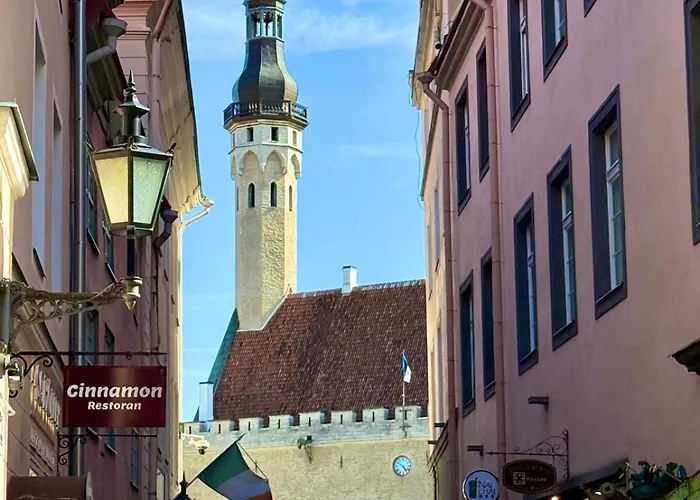 Luxury 2bd In The Heart Of Medieval Old Town * Tallin